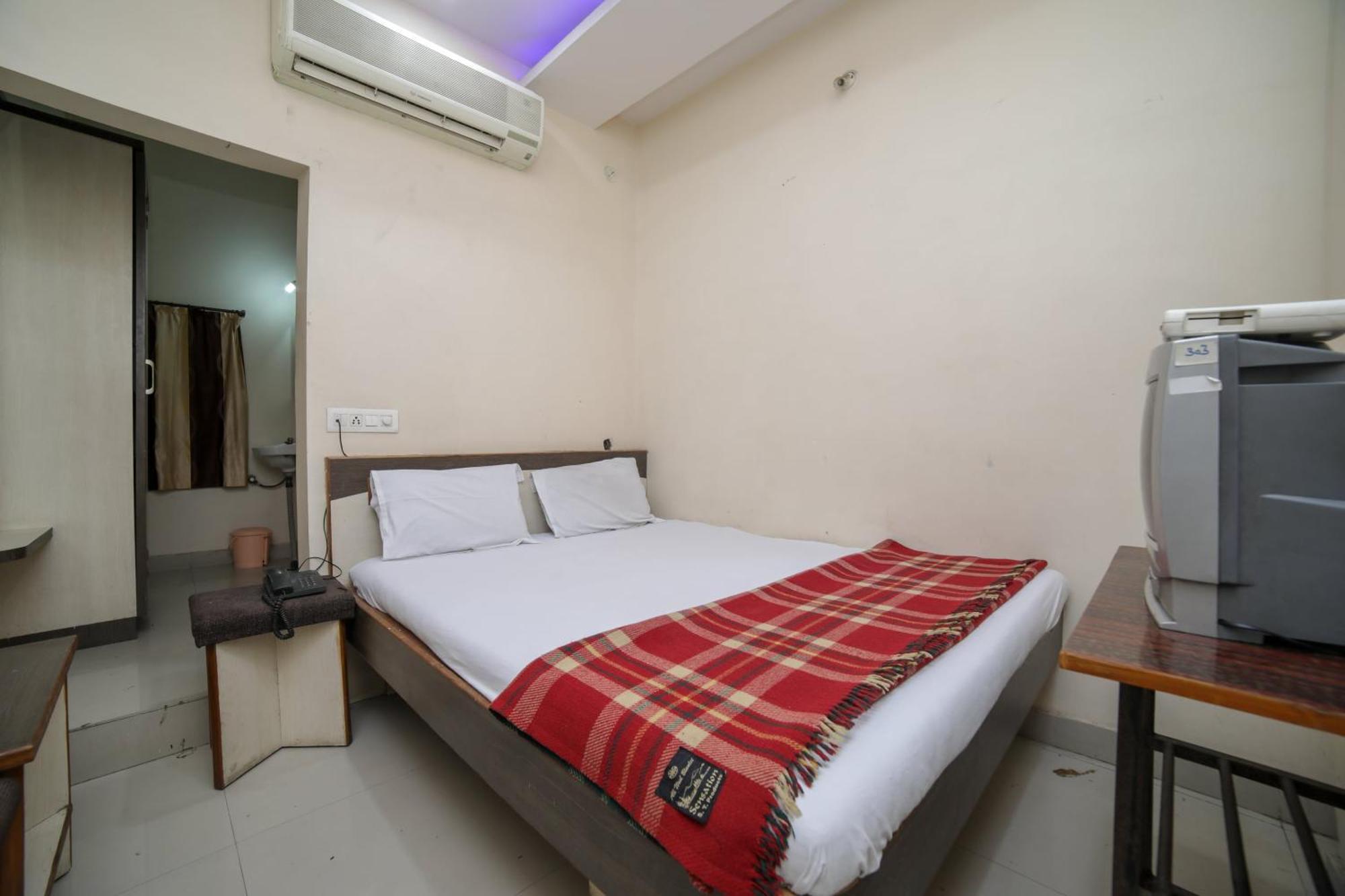 Spot On Shraddha Hotel Nagpur Exterior foto