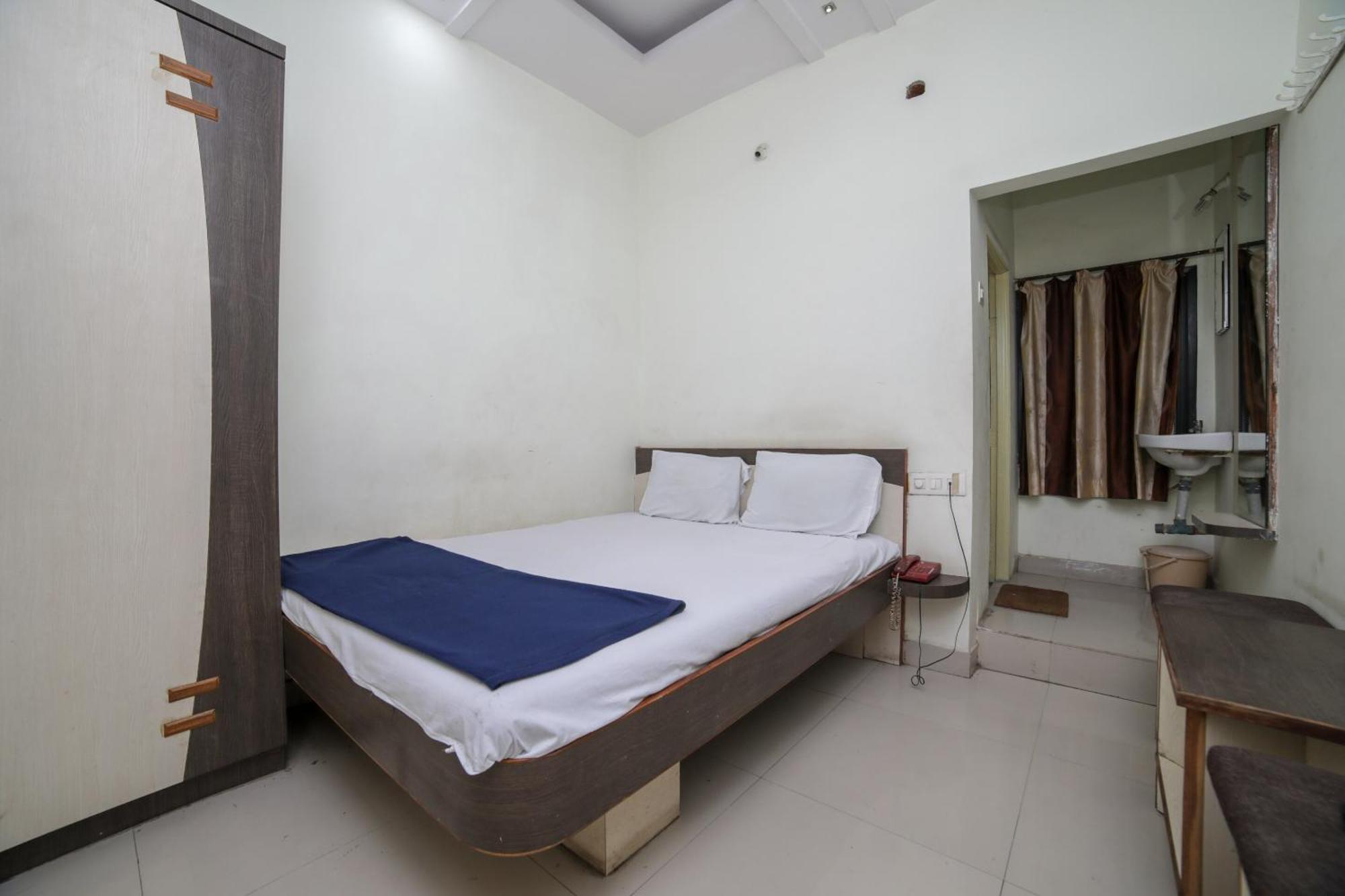 Spot On Shraddha Hotel Nagpur Exterior foto